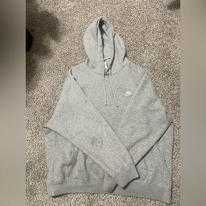Gray Nike Fleece Hood, soft inside lining + great condition!